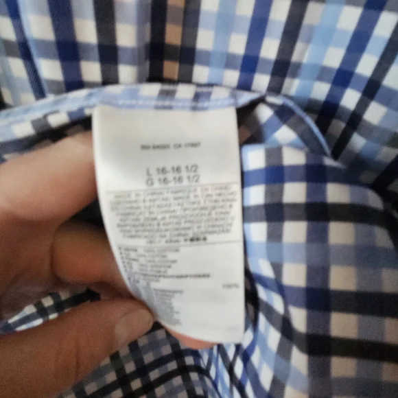 Banana Republic Black and White Checkered Men's Shirt - Picture 5 of 5